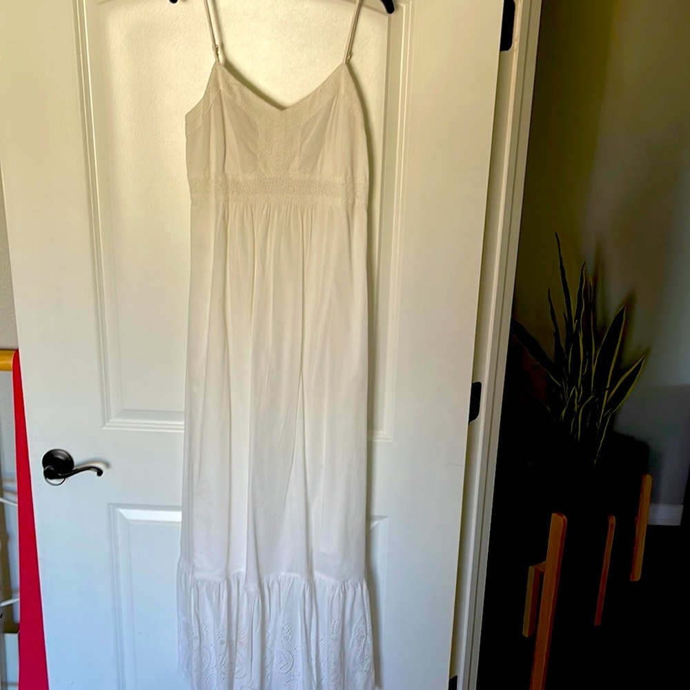 Maxi white summer dress